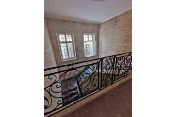 Appartement intra muros 3 chambres - Stationnement - Climati