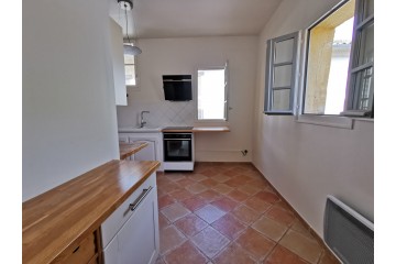 Appartement intra muros 3 chambres - Stationnement - Climati